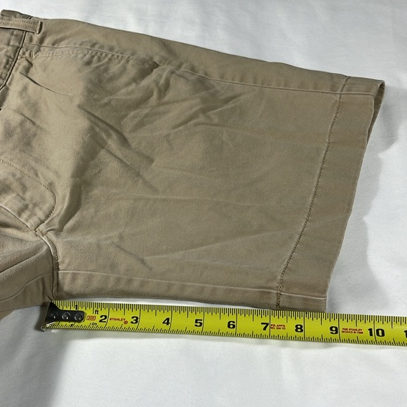 J. Crew mens khaki Gramercy flat front 8.5" inseam chino shorts - size 32 - Picture 9 of 10